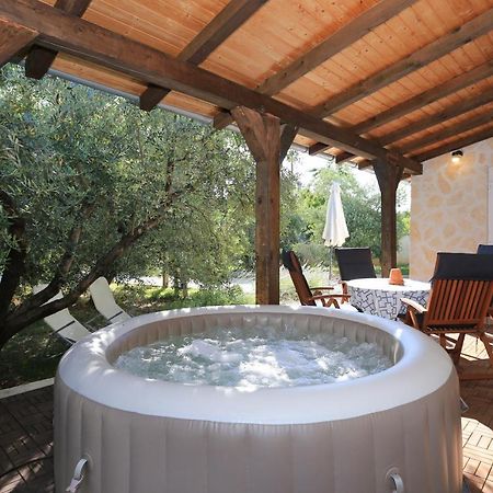 Hacienda Mia With Yacuzzi And Free Parking Задар Екстериор снимка