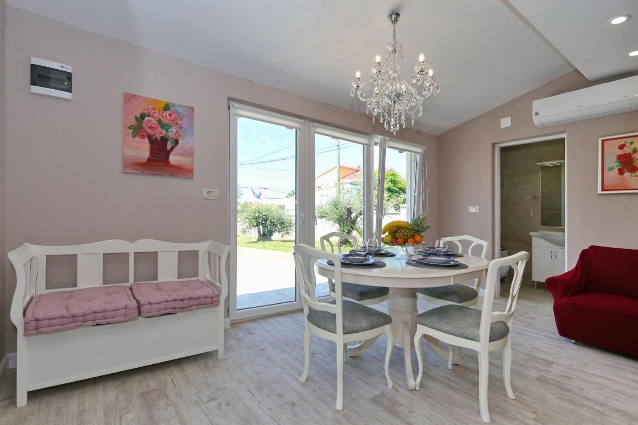 Hacienda Mia With Yacuzzi,Bbq , Free Parking Villa Задар Екстериор снимка