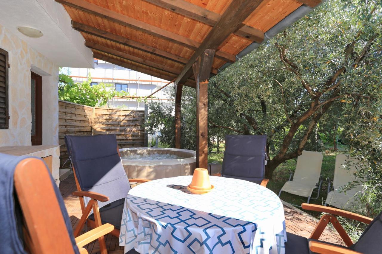 Hacienda Mia With Yacuzzi And Free Parking Задар Екстериор снимка